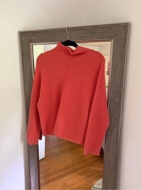 Salmon/Coral Knit Sweater - Women's Pullover Size Large